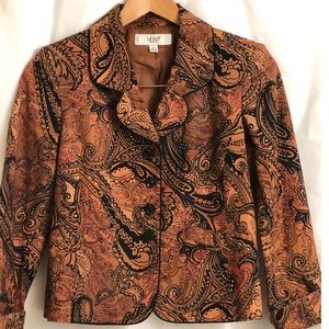 Ladies Separates Paisley Print Blazer.